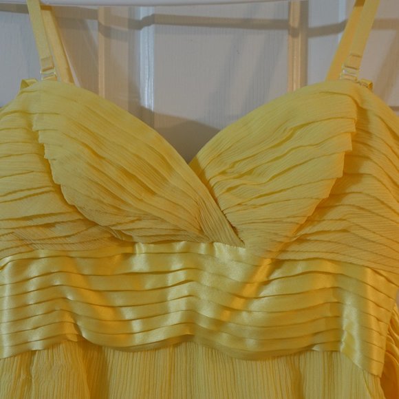 BCBG Sweatheart Neckline Long Ruffle Dress - Picture 4 of 8